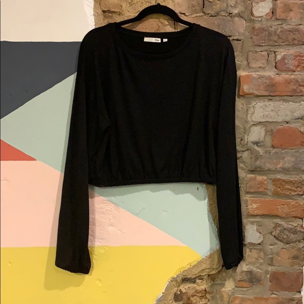 Aritzia crop long sleeve slouchy top